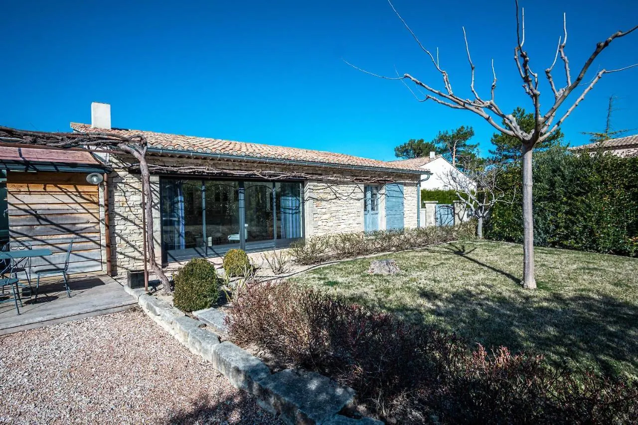 Gite Tout Confort - Jardin Et Piscine Chauffee Lagnes 0*,